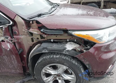 2015 Toyota Highlander Limited Platinum V6 from USA, damaged, VIN 5TDDKRFH1FS221089